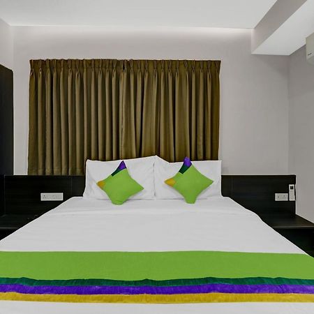 Treebo Trend Tierra Woods Manyata Hotel Bangalore Exterior photo